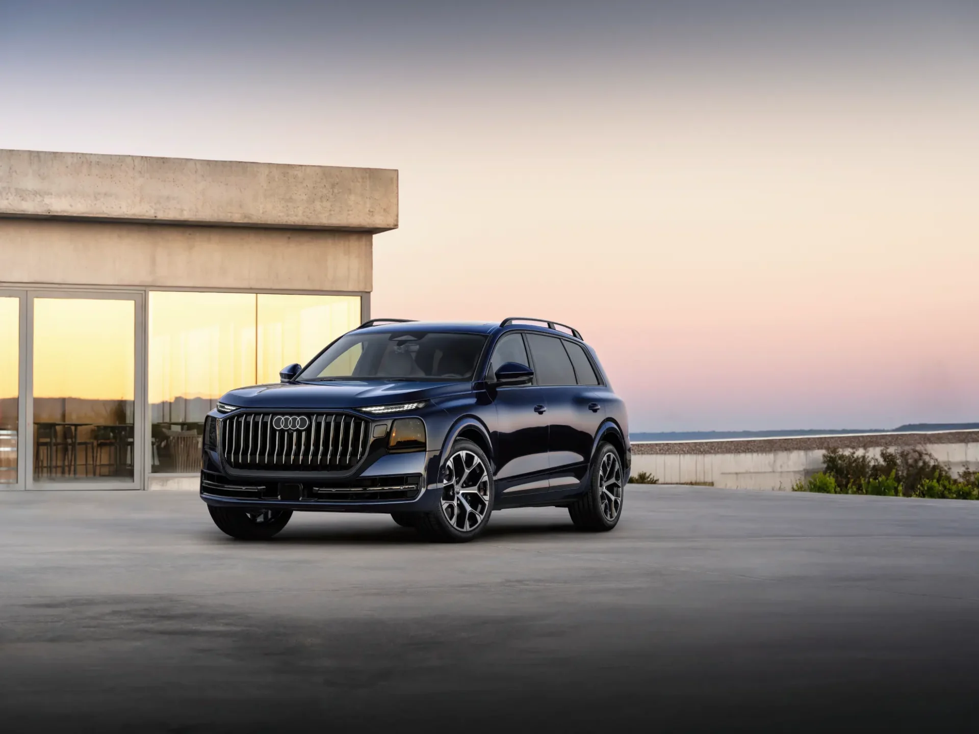 Audi Q9 front